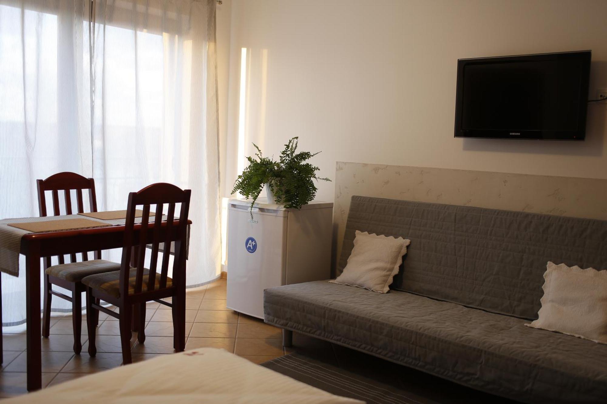 Malinowe Lato Apartment Grzybowo  Room photo